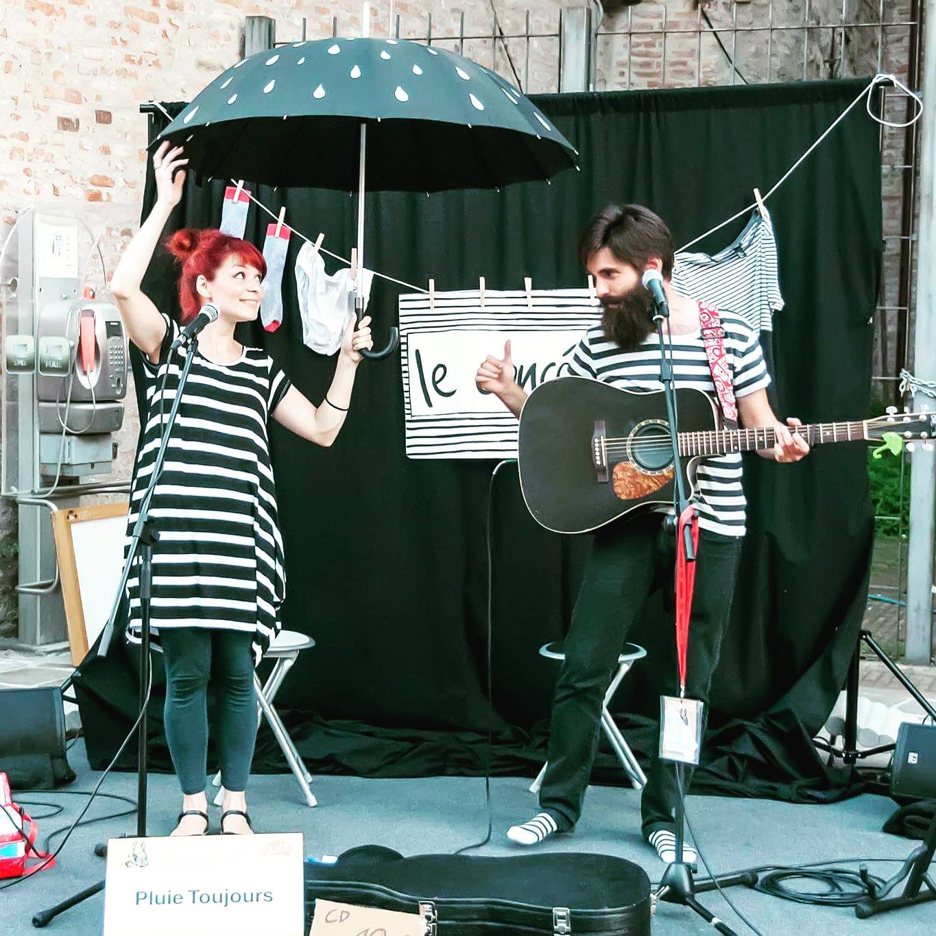 Pluie Toujours Busker Festival Ferrara